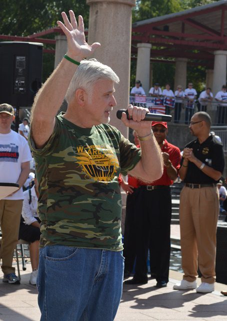 UMWA Pres Cecil Roberts rallies Mine Workers and supporters in St Louis last month.